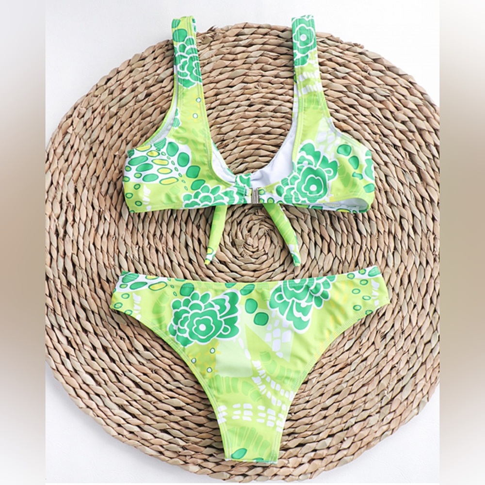 Women's Floral Knotted V-Neck Bikini Top snd Bottoms